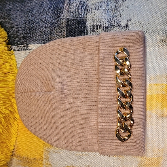 Chain Link Skullie Knit Hat - Picture 4 of 6